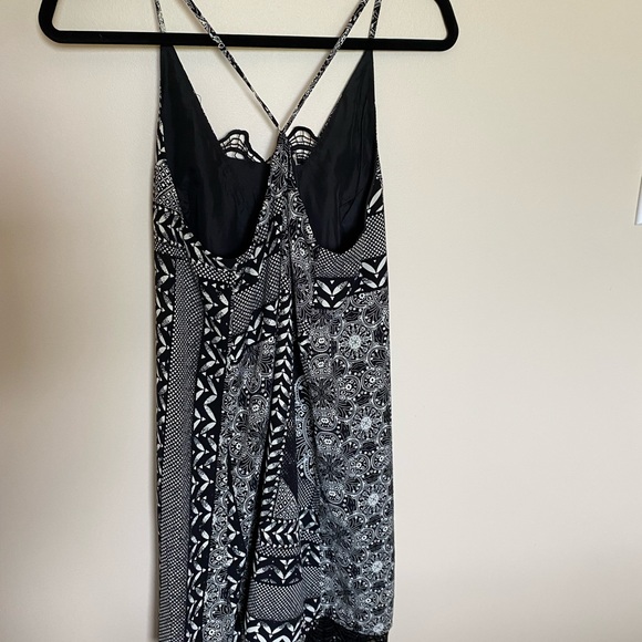 Black and white Dex dress - Picture 3 of 4